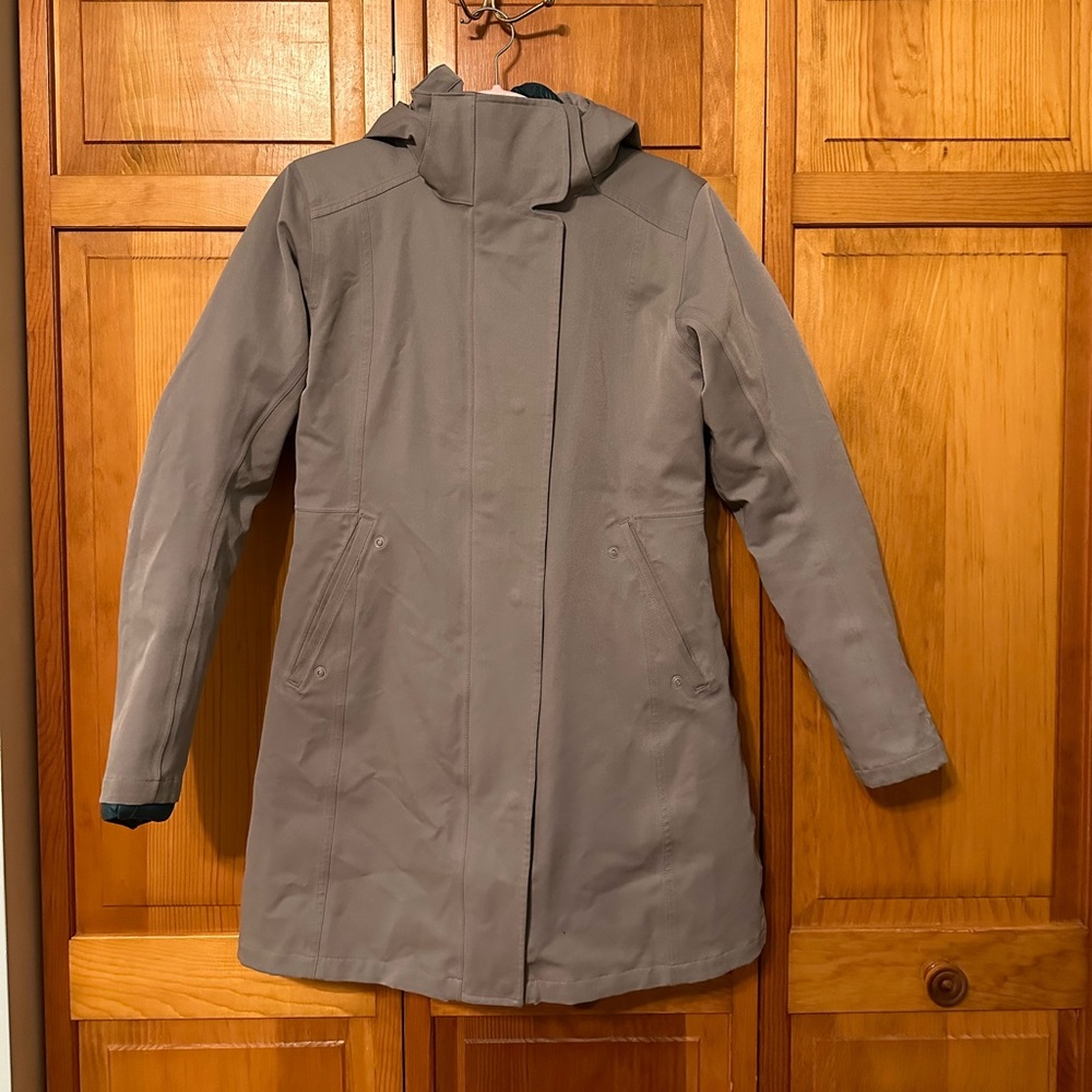 Small Patagonia 3-in-1 teal puffer with gray rain coat